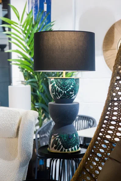 Эксклюзивная настольная лама Metric ручной росписи, латунный металл, черный абажур 801021/41