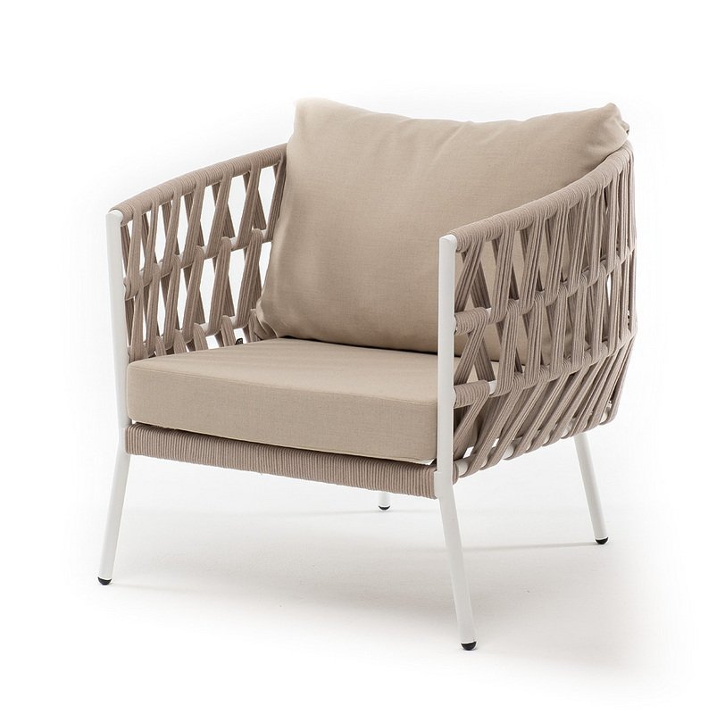 Диего кресло плетеное из роупа, каркас алюминий светло-серый (RAL7035) шагрень, роуп бежевый круглый, ткань бежевая 052