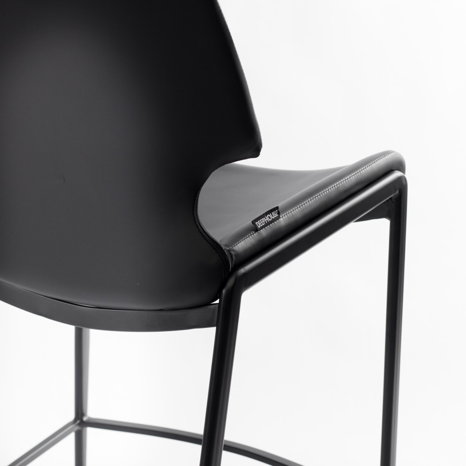 Стул Бремен барный черная экокожа ножки черные