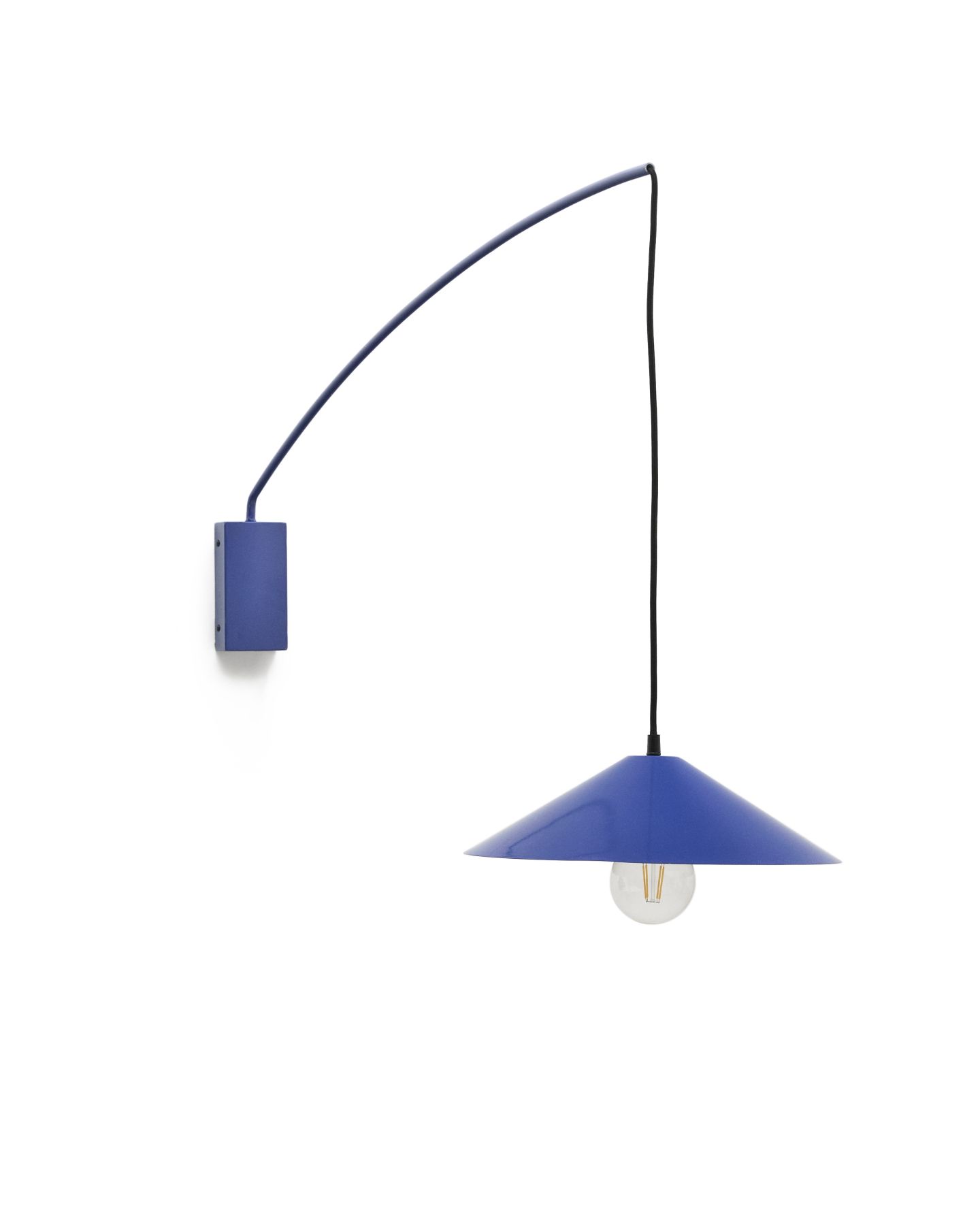 Настенный светильник Kally с отделкой синего цвета